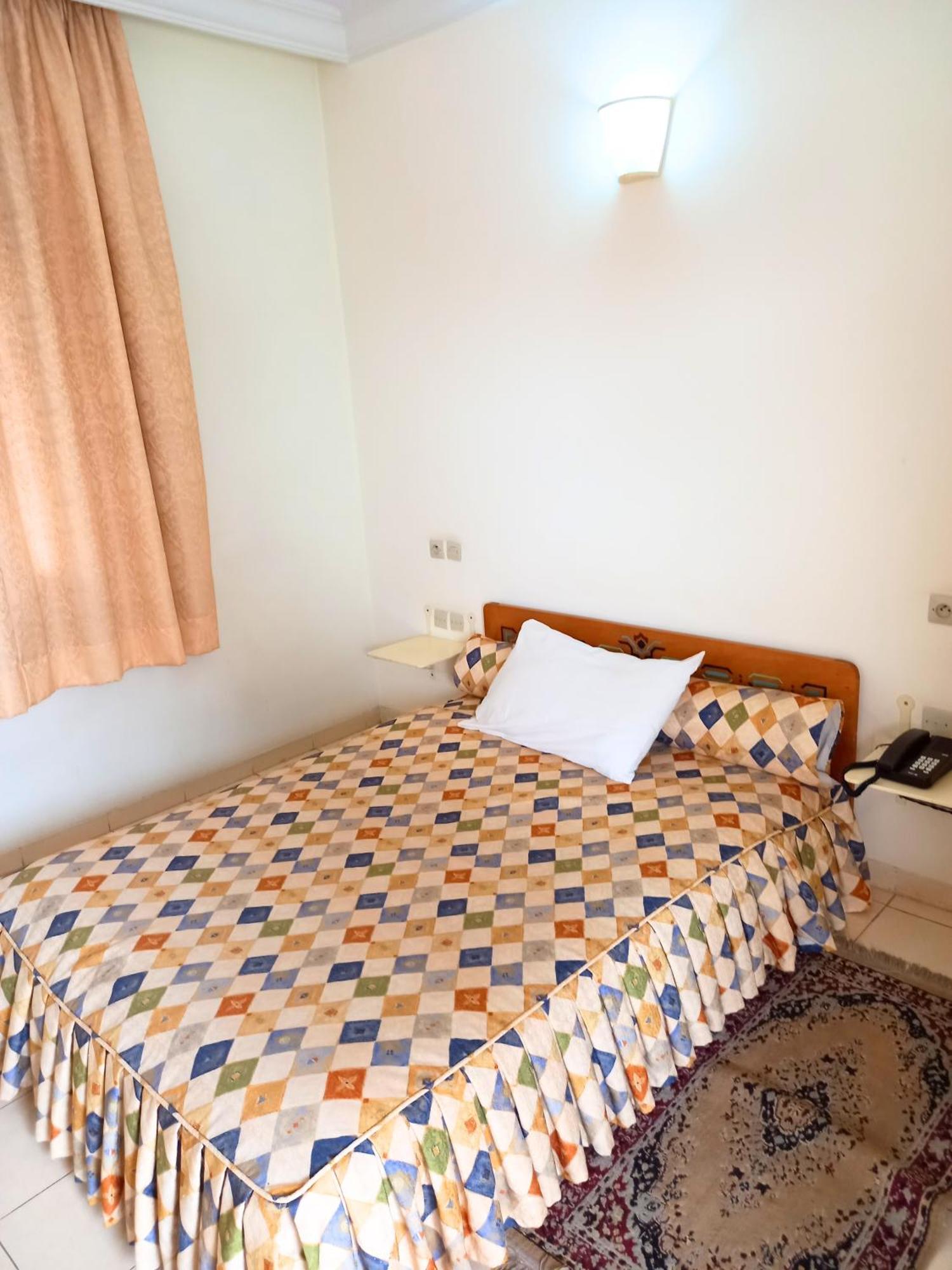 Hotel Aladarissa Ait Taksimt Bagian luar foto