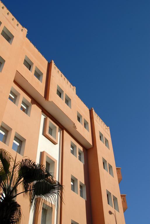Hotel Aladarissa Ait Taksimt Bagian luar foto